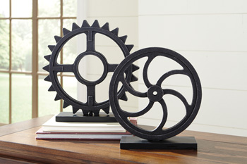 Sculpture set of 2